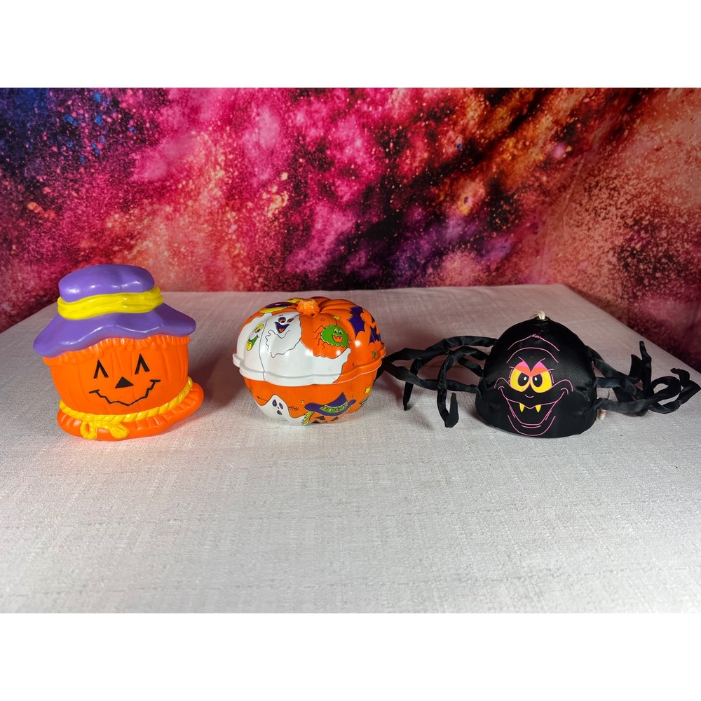 Vintage 1992 Trendmasters Halloween Spider & Easter Unlimited Pumpkin Decor Set